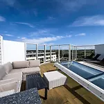 Seaside Alldayholiday Apartmán